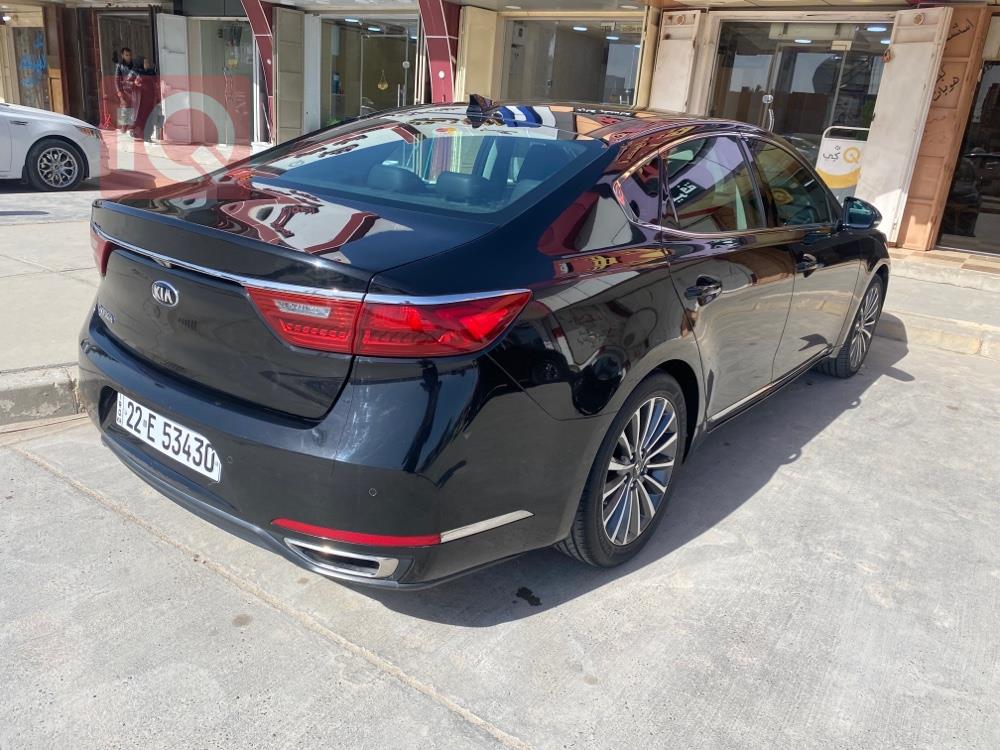 Kia Cadenza